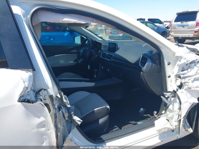 3MZBN1W31JM173362 Mazda Mazda3 Grand Touring