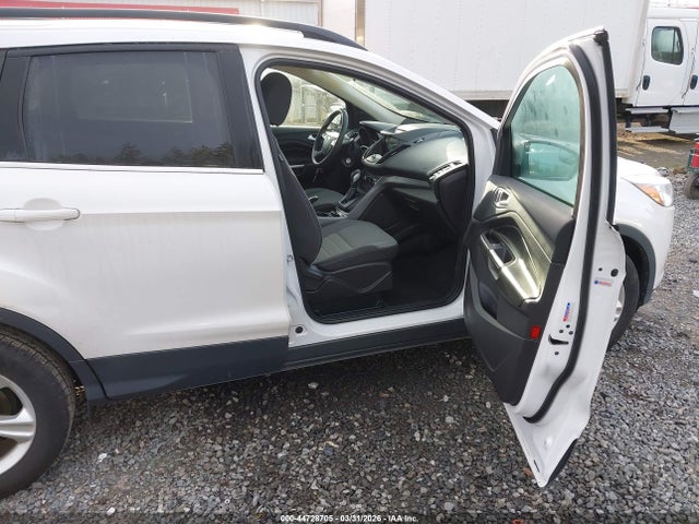 1FMCU0G93GUA39976 Ford ESCAPE SE