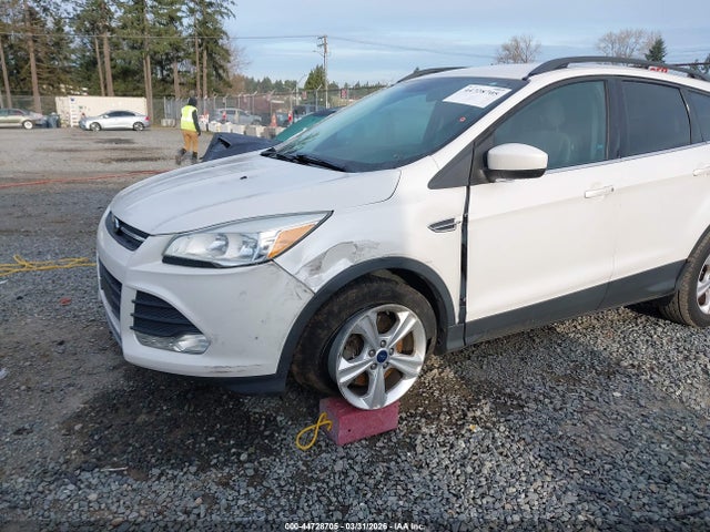 1FMCU0G93GUA39976 Ford ESCAPE SE