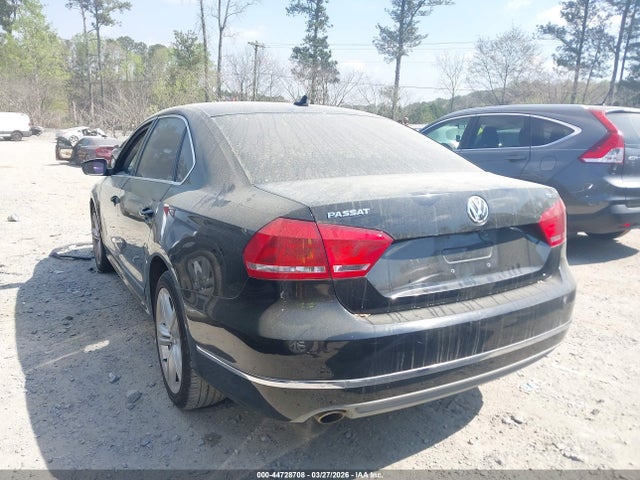 2013 Volkswagen Passat 2.0l Tdi Se მანქანა იყიდება აუქციონზე, vin: 1VWBN7A35DC052575, აუქციონის ნომერი: 44728708
