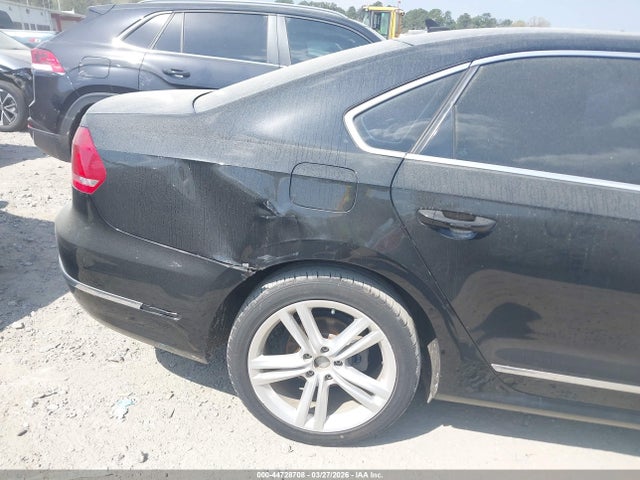 2013 Volkswagen Passat 2.0l Tdi Se მანქანა იყიდება აუქციონზე, vin: 1VWBN7A35DC052575, აუქციონის ნომერი: 44728708