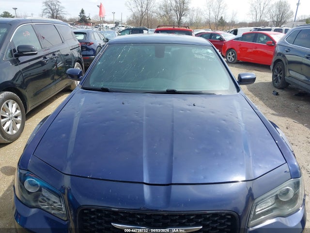Продаж на аукціоні авто 2016 Chrysler 300 300s, vin: 2C3CCABG6GH190613, номер лоту: 44728732