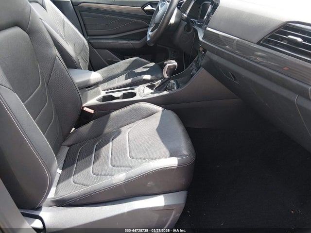 Продаж на аукціоні авто 2022 Volkswagen Jetta 1.5t Sel, vin: 3VWGM7BU7NM032523, номер лоту: 44728738