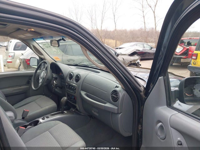 2005 JEEP LIBERTY 1J4GL38K85W725048 Photo 4