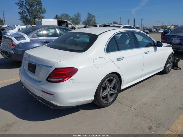 2017 MERCEDES-BENZ E 300 WDDZF4JB4HA007834 Photo 3