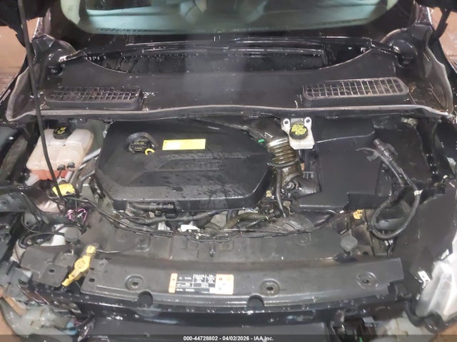 1FMCU9GX3FUC47325 Ford ESCAPE SE