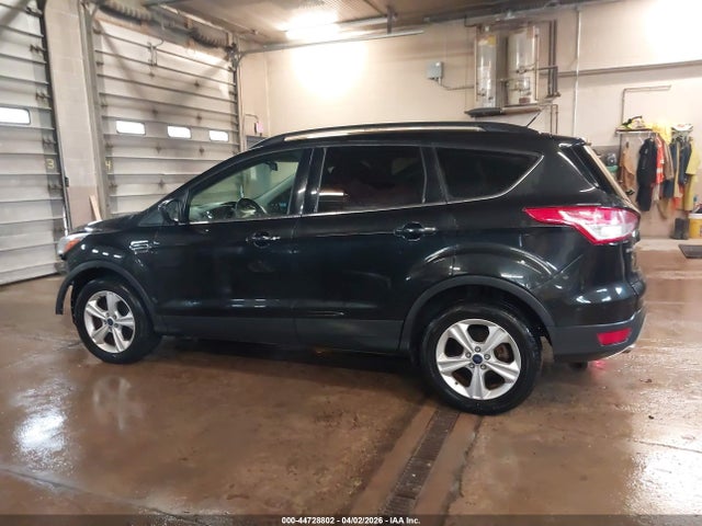 1FMCU9GX3FUC47325 Ford ESCAPE SE