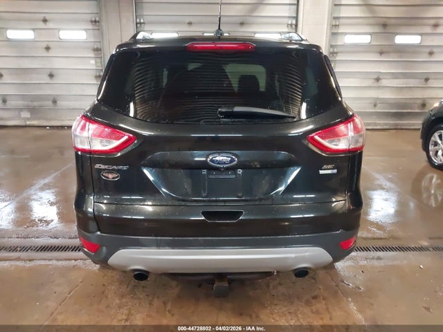 1FMCU9GX3FUC47325 Ford ESCAPE SE