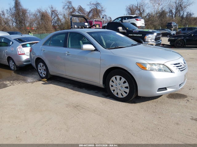 44728809 :رقم المزاد ، 4T1BE46K17U573238 vin ، 2007 Toyota Camry Le/se مزاد بيع