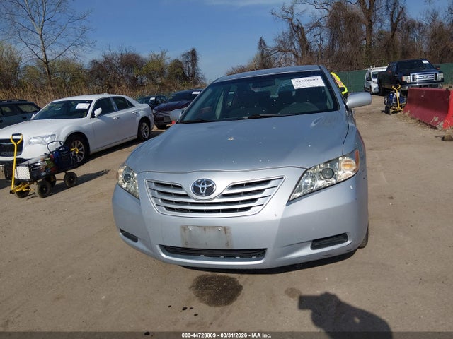 44728809 :رقم المزاد ، 4T1BE46K17U573238 vin ، 2007 Toyota Camry Le/se مزاد بيع