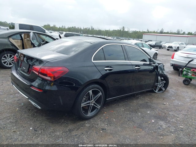 2022 Mercedes-benz A 220 მანქანა იყიდება აუქციონზე, vin: W1K3G4EB9NJ368260, აუქციონის ნომერი: 44728831