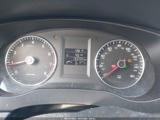 2013 Volkswagen Jetta 2.5l Se მანქანა იყიდება აუქციონზე, vin: 3VWDX7AJ2DM256704, აუქციონის ნომერი: 44728843