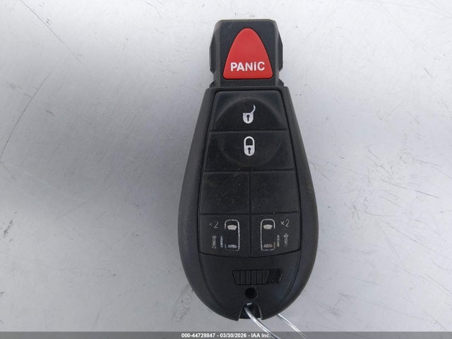 44728847 :رقم المزاد ، 2D4RN5DG5BR660768 vin ، 2011 Dodge Grand Caravan Crew مزاد بيع