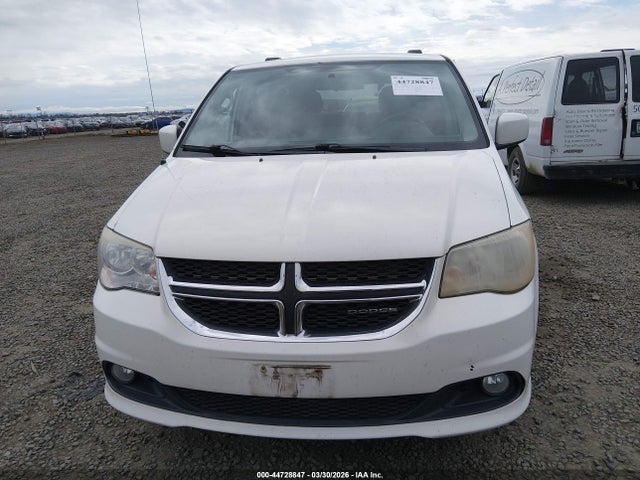 44728847 :رقم المزاد ، 2D4RN5DG5BR660768 vin ، 2011 Dodge Grand Caravan Crew مزاد بيع