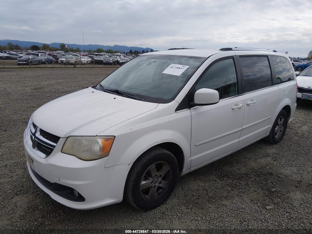 44728847 :رقم المزاد ، 2D4RN5DG5BR660768 vin ، 2011 Dodge Grand Caravan Crew مزاد بيع