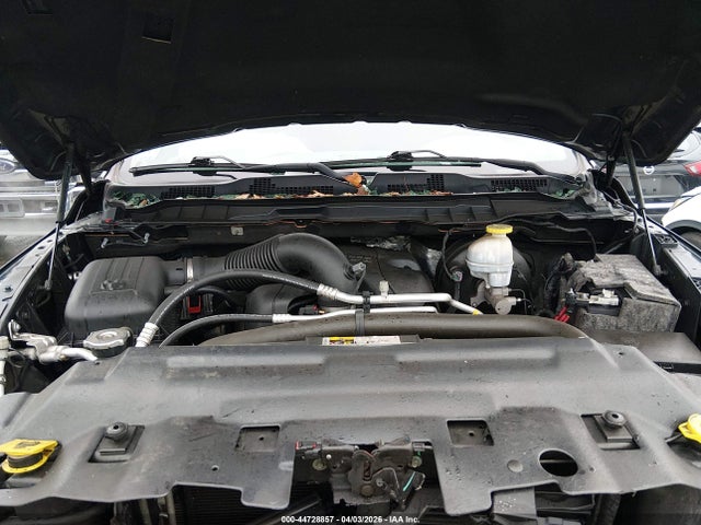 44728857 :رقم المزاد ، 3C6RR7LT8JG219689 vin ، 2018 Ram 1500 Big Horn  4x4 5'7 Box مزاد بيع