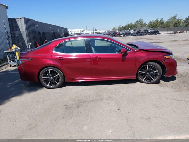 4T1B61HK9JU505401 Toyota CAMRY XSE