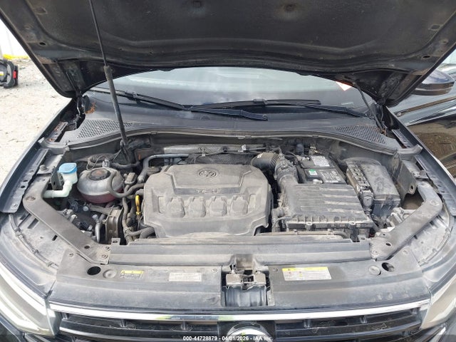 44728879 :رقم المزاد ، 3VVCB7AX5NM129949 vin ، 2022 Volkswagen Tiguan 2.0t Se R-line Black مزاد بيع