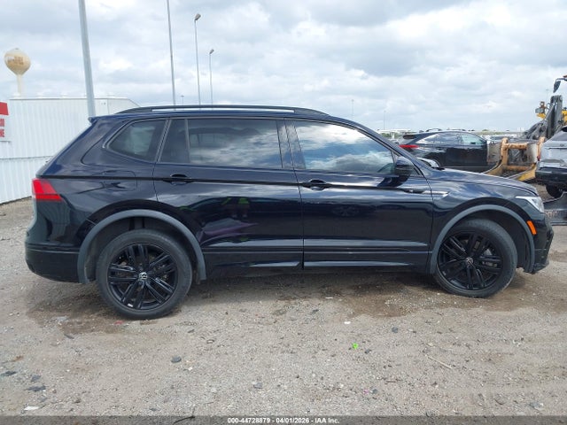 44728879 :رقم المزاد ، 3VVCB7AX5NM129949 vin ، 2022 Volkswagen Tiguan 2.0t Se R-line Black مزاد بيع