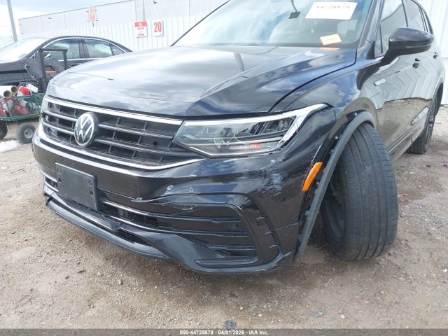 44728879 :رقم المزاد ، 3VVCB7AX5NM129949 vin ، 2022 Volkswagen Tiguan 2.0t Se R-line Black مزاد بيع