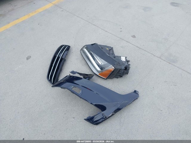 2012 Audi A8 L 4.2 მანქანა იყიდება აუქციონზე, vin: WAURVAFDXCN021791, აუქციონის ნომერი: 44728893