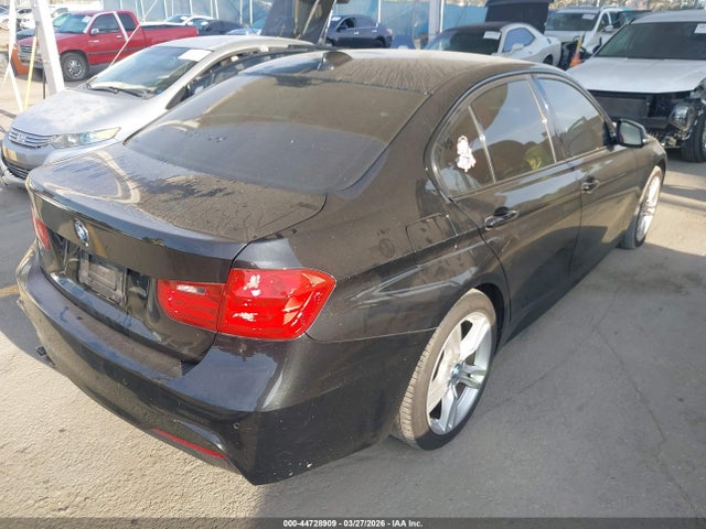 2015 BMW 328I WBA3B3C56FF548264 Photo 3