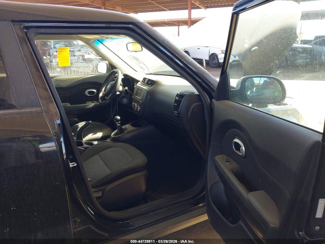 KNDJN2A26H7481182 KIA Soul