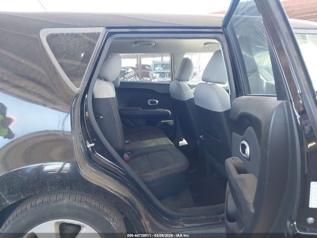 KNDJN2A26H7481182 KIA Soul