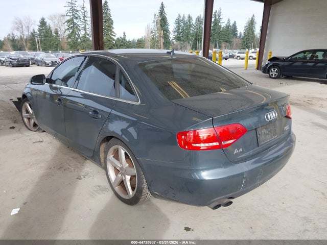2011 AUDI A4 WAUFFAFLXBN047426 Photo 2