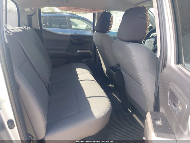 3TMAZ5CN2PM198635 Toyota Tacoma Sr5 V6