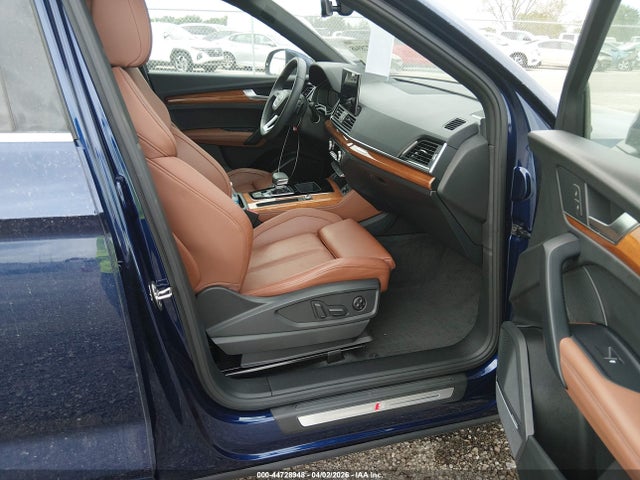 Продаж на аукціоні авто 2023 Audi Q5 Premium Plus 45 Tfsi S Line Quattro, vin: WA1EAAFY8P2145169, номер лоту: 44728948