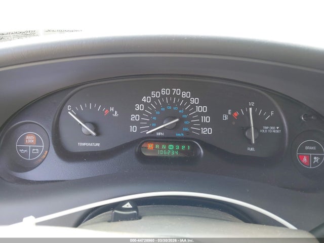 44728960 :رقم المزاد ، 2G4WS52JX21267933 vin ، 2002 Buick Century Custom مزاد بيع