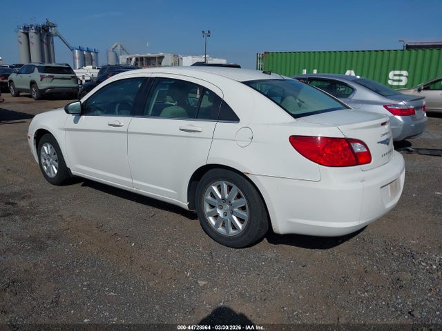 2010 CHRYSLER SEBRING 1C3CC4FB3AN148916 Photo 2