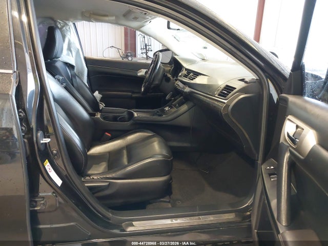 44728968 :رقم المزاد ، JTHKD5BH6H2291258 vin ، 2017 Lexus Ct مزاد بيع