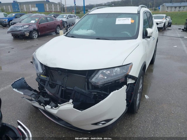 Продаж на аукціоні авто 2015 Nissan Rogue Sl, vin: 5N1AT2MT3FC842040, номер лоту: 44728971