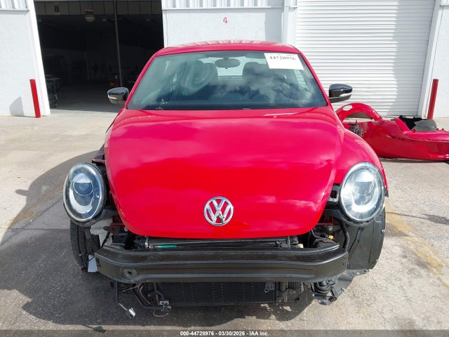 44728976 :رقم المزاد ، 3VWV67AT5CM642735 vin ، 2012 Volkswagen Beetle 2.0t مزاد بيع
