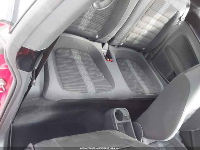44728976 :رقم المزاد ، 3VWV67AT5CM642735 vin ، 2012 Volkswagen Beetle 2.0t مزاد بيع