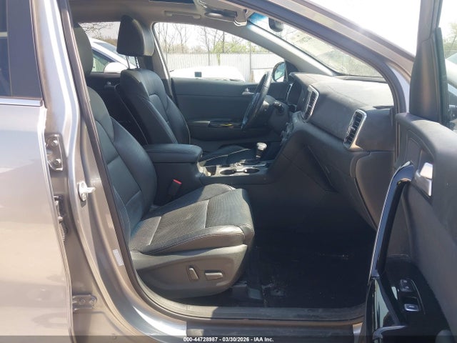 2019 Kia Sportage Ex მანქანა იყიდება აუქციონზე, vin: KNDPNCAC2K7567492, აუქციონის ნომერი: 44728987