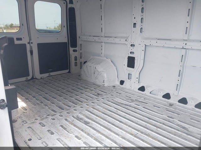 2018 Ram Promaster 1500 Low Roof 136 Wb მანქანა იყიდება აუქციონზე, vin: 3C6TRVAG6JE148391, აუქციონის ნომერი: 44728989