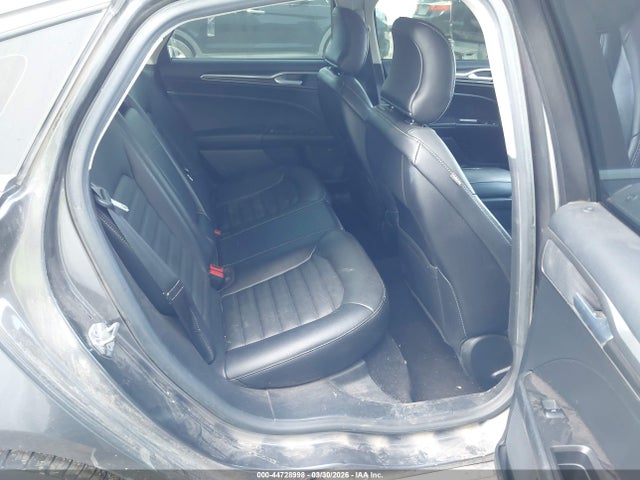44728998 :رقم المزاد ، 3FA6P0H95HR272327 vin ، 2017 Ford Fusion Se مزاد بيع