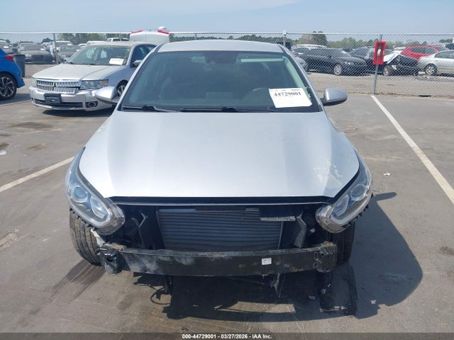 2021 Kia Forte Lxs მანქანა იყიდება აუქციონზე, vin: 3KPF24AD5ME268391, აუქციონის ნომერი: 44729001