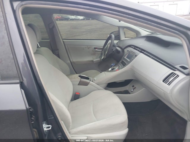 Toyota Prius Two 2015 JTDKN3DU7F1889746 Image 5