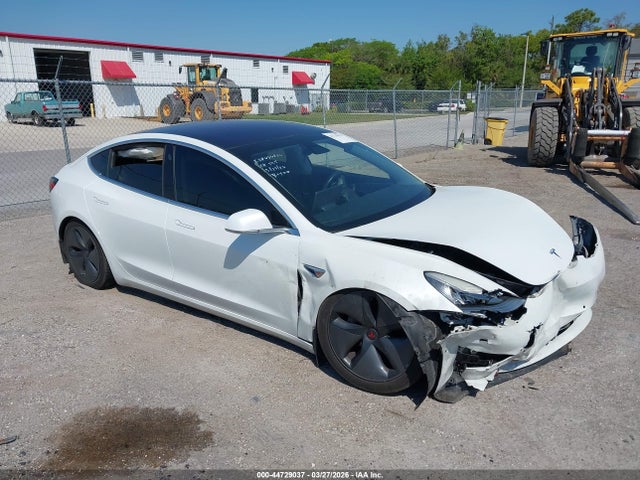 2018 TESLA MODEL 3 5YJ3E1EA3JF017335 Photo 0