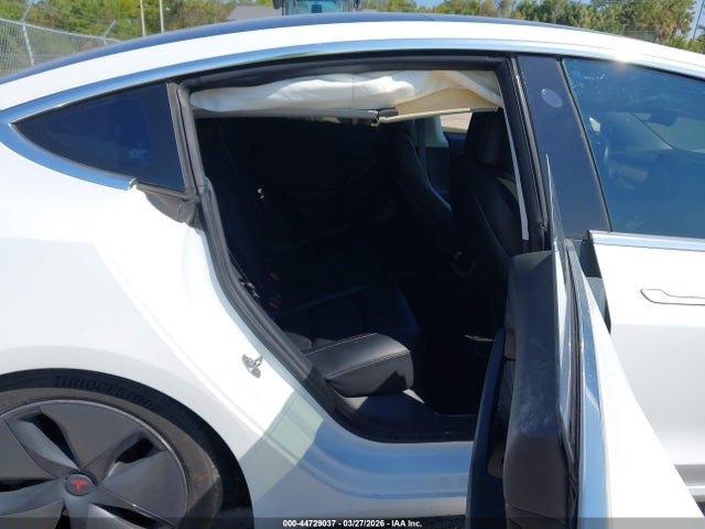 2018 TESLA MODEL 3 5YJ3E1EA3JF017335 Photo 7