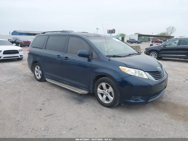 2012 TOYOTA SIENNA 5TDKK3DC1CS213839