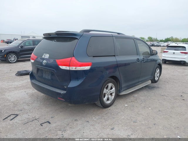 2012 TOYOTA SIENNA 5TDKK3DC1CS213839 Photo 3