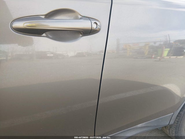 Toyota Rav4 Xle 2015 2T3WFREV2FW145837 Image 17