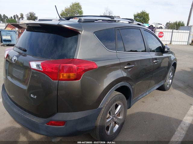 Toyota Rav4 Xle 2015 2T3WFREV2FW145837 Image 4