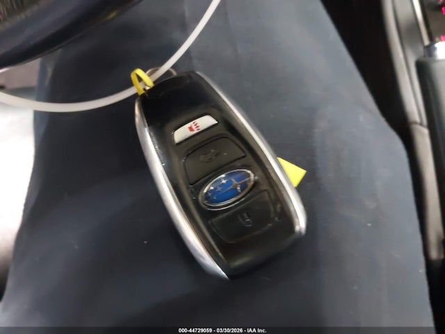 2021 Subaru Crosstrek Limited მანქანა იყიდება აუქციონზე, vin: JF2GTHNC8MH332140, აუქციონის ნომერი: 44729059
