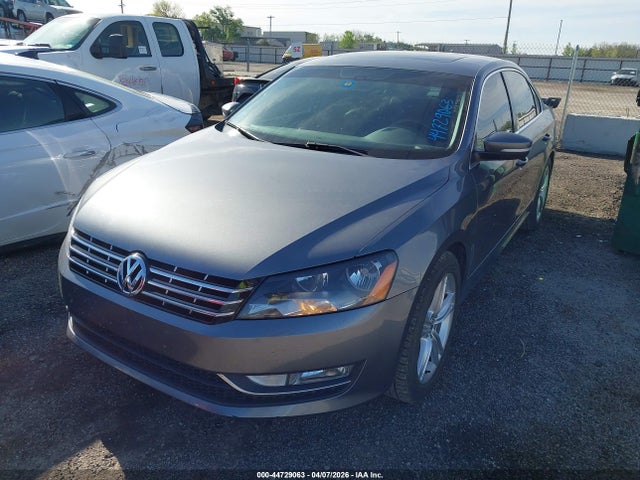 Продаж на аукціоні авто 2015 Volkswagen Passat 2.0l Tdi Sel Premium, vin: 1VWCV7A39FC028920, номер лоту: 44729063